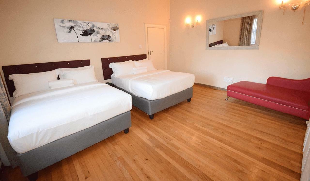 Lacasa Bellville Guesthouse Cape Town Eksteriør bilde