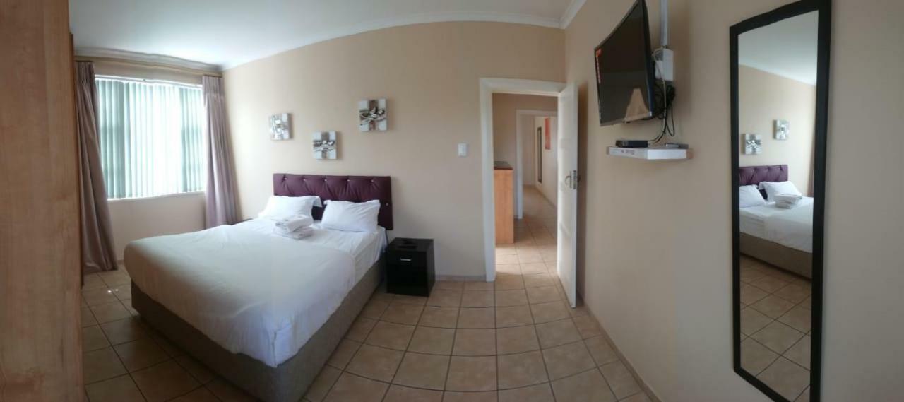 Lacasa Bellville Guesthouse Cape Town Eksteriør bilde
